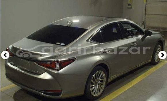 Buy Used 2019 Lexus ES 300 in Dhaka, Dhaka