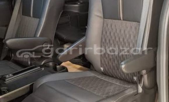 Buy Used 2022 Toyota Noah in Dhaka, Dhaka Buy Used 2022 Toyota Noah in Dhaka, Dhaka