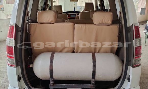 Buy Used 2005 Toyota Noah in Dhaka, Dhaka Buy Used 2005 Toyota Noah in Dhaka, Dhaka