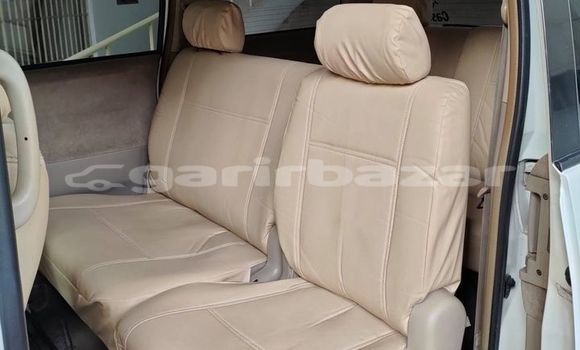 Buy Used 2005 Toyota Noah in Dhaka, Dhaka Buy Used 2005 Toyota Noah in Dhaka, Dhaka