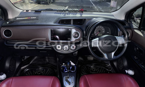 কেনা ব্যবহৃত Toyota Vitz Green গাড়ী মধ্যে ঢাকা মধ্যে Dhaka কেনা ব্যবহৃত Toyota Vitz Green গাড়ী মধ্যে ঢাকা মধ্যে Dhaka