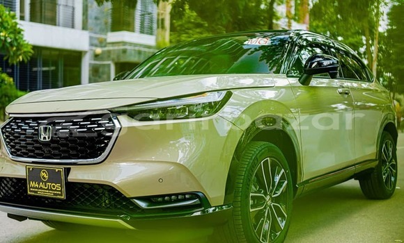 Buy Used 2021 Honda Vezel in Dhaka, Dhaka Buy Used 2021 Honda Vezel in Dhaka, Dhaka