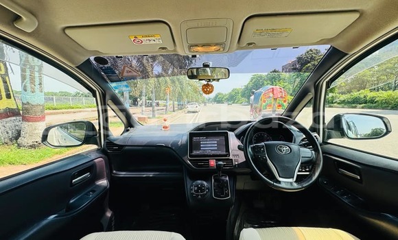 কেনা ব্যবহৃত Toyota Noah White গাড়ী মধ্যে ঢাকা মধ্যে Dhaka কেনা ব্যবহৃত Toyota Noah White গাড়ী মধ্যে ঢাকা মধ্যে Dhaka