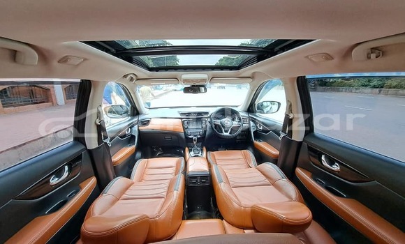 Buy Used 2019 Nissan X-Trail in Dhaka, Dhaka Buy Used 2019 Nissan X-Trail in Dhaka, Dhaka