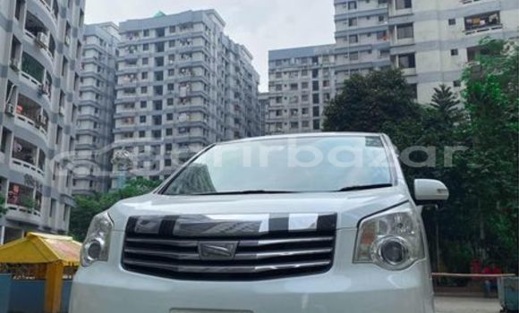 কেনা ব্যবহৃত Toyota Noah White গাড়ী মধ্যে ঢাকা মধ্যে Dhaka কেনা ব্যবহৃত Toyota Noah White গাড়ী মধ্যে ঢাকা মধ্যে Dhaka