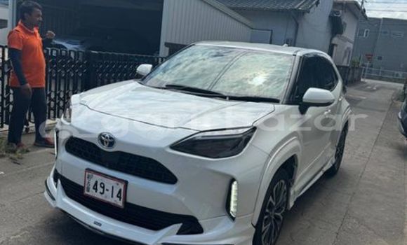 Buy Used 2019 Toyota Yaris in Dhaka, Dhaka Buy Used 2019 Toyota Yaris in Dhaka, Dhaka