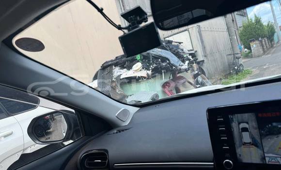 Buy Used 2019 Toyota Yaris in Dhaka, Dhaka Buy Used 2019 Toyota Yaris in Dhaka, Dhaka