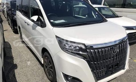 Buy Used 2019 Toyota Esquire in Dhaka, Dhaka Buy Used 2019 Toyota Esquire in Dhaka, Dhaka