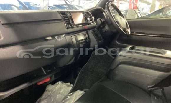 Buy Used 2019 Toyota Hiace in Dhaka, Dhaka Buy Used 2019 Toyota Hiace in Dhaka, Dhaka