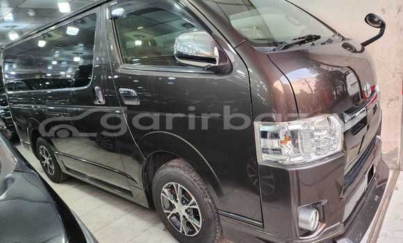 Buy Used 2020 Toyota Hiace in Dhaka, Dhaka Buy Used 2020 Toyota Hiace in Dhaka, Dhaka