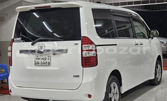 Buy Used 2020 Toyota X Noah in Dhaka, Dhaka Buy Used 2020 Toyota X Noah in Dhaka, Dhaka
