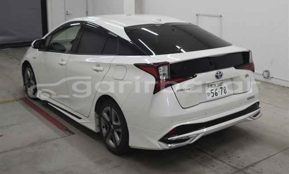 Buy Used 2019 Toyota prius in Dhaka, Dhaka Buy Used 2019 Toyota prius in Dhaka, Dhaka