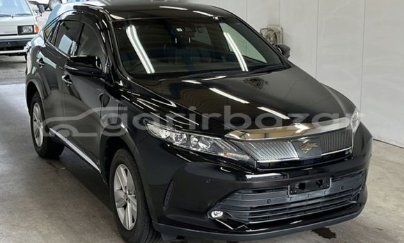 Buy Used 2022 Toyota Harrier in Dhaka, Dhaka Buy Used 2022 Toyota Harrier in Dhaka, Dhaka