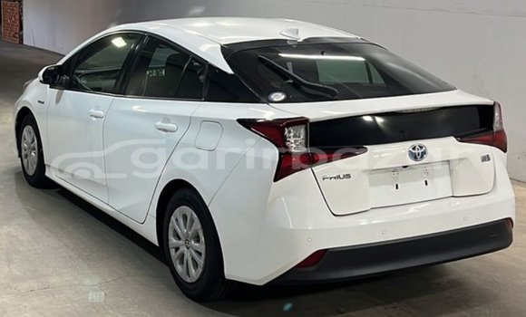 Buy Used 2020 Toyota prius in Dhaka, Dhaka Buy Used 2020 Toyota prius in Dhaka, Dhaka