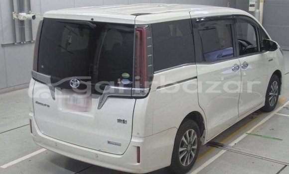 Buy Used 2021 Toyota Esquire in Dhaka, Dhaka Buy Used 2021 Toyota Esquire in Dhaka, Dhaka