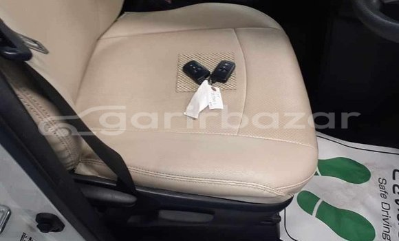 Buy Used 2021 Toyota Noah in Dhaka, Dhaka Buy Used 2021 Toyota Noah in Dhaka, Dhaka