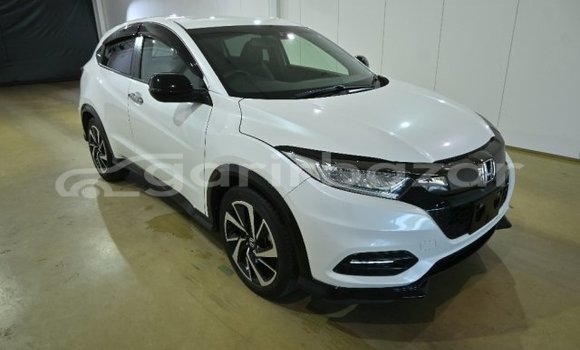 Buy Used 2019 Honda Vezel in Dhaka, Dhaka Buy Used 2019 Honda Vezel in Dhaka, Dhaka