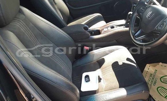 Buy Used 2019 Honda Vezel in Dhaka, Dhaka Buy Used 2019 Honda Vezel in Dhaka, Dhaka