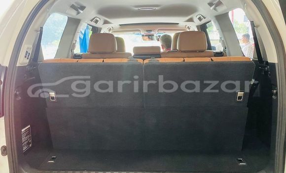 Buy Used 2021 Toyota land cruiser-prado in Dhaka, Dhaka Buy Used 2021 Toyota land cruiser-prado in Dhaka, Dhaka