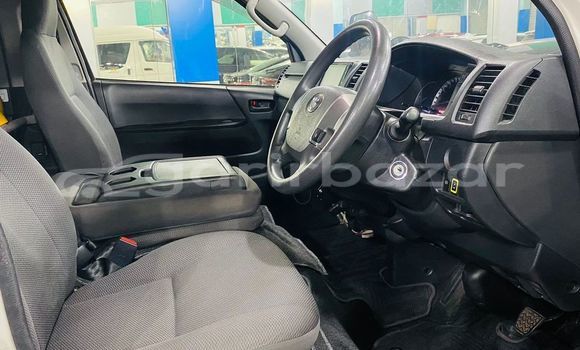 Buy Used 2020 Toyota Hiace in Dhaka, Dhaka Buy Used 2020 Toyota Hiace in Dhaka, Dhaka