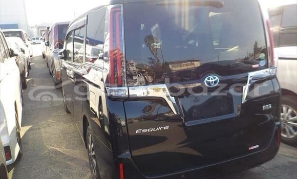 কেনা ব্যবহৃত Toyota Esquire Black গাড়ী মধ্যে ঢাকা মধ্যে Dhaka কেনা ব্যবহৃত Toyota Esquire Black গাড়ী মধ্যে ঢাকা মধ্যে Dhaka