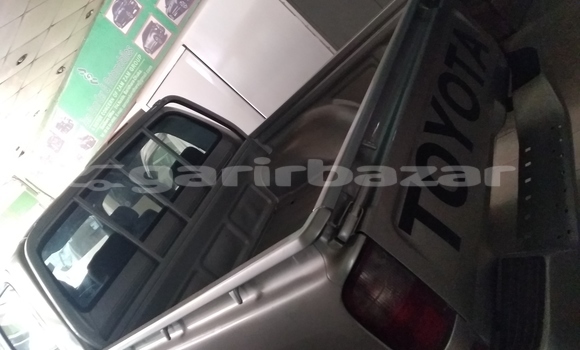 Buy Used 2005 Toyota Hilux in Dhaka, Dhaka Buy Used 2005 Toyota Hilux in Dhaka, Dhaka