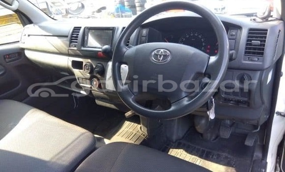 কেনা ব্যবহৃত Toyota Hiace White গাড়ী মধ্যে ঢাকা মধ্যে Dhaka কেনা ব্যবহৃত Toyota Hiace White গাড়ী মধ্যে ঢাকা মধ্যে Dhaka