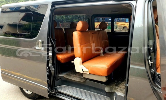 কেনা ব্যবহৃত Toyota Hiace Other গাড়ী মধ্যে ঢাকা মধ্যে Dhaka কেনা ব্যবহৃত Toyota Hiace Other গাড়ী মধ্যে ঢাকা মধ্যে Dhaka