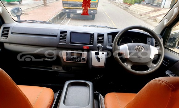 কেনা ব্যবহৃত Toyota Hiace Other গাড়ী মধ্যে ঢাকা মধ্যে Dhaka কেনা ব্যবহৃত Toyota Hiace Other গাড়ী মধ্যে ঢাকা মধ্যে Dhaka