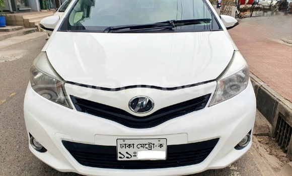 Buy Used 2019 Toyota Vitz in Dhaka, Dhaka