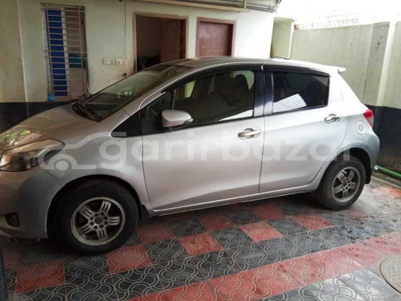 Big with watermark toyota vitz narayanganj narayanganj 24201