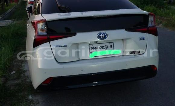 Buy Used 2019 Toyota prius in Dhaka, Dhaka Buy Used 2019 Toyota prius in Dhaka, Dhaka