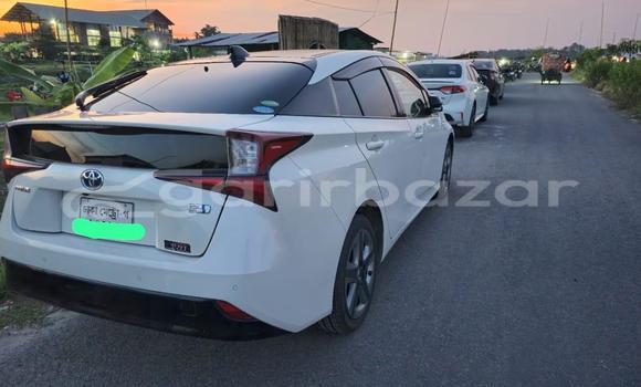Buy Used 2019 Toyota prius in Dhaka, Dhaka Buy Used 2019 Toyota prius in Dhaka, Dhaka
