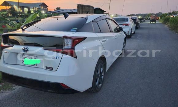 Buy Used 2019 Toyota prius in Dhaka, Dhaka Buy Used 2019 Toyota prius in Dhaka, Dhaka