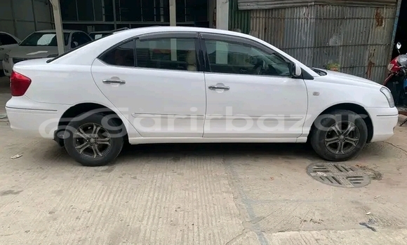 Buy Used Toyota Axio in Bhaluka, Maimansingh Buy Used Toyota Axio in Bhaluka, Maimansingh