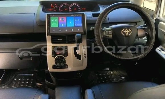 Buy Used Toyota Noah in Badarganj, Rangpur Buy Used Toyota Noah in Badarganj, Rangpur