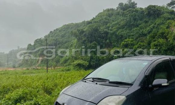 Buy Used 2009 Toyota Vitz in Dhaka, Dhaka Buy Used 2009 Toyota Vitz in Dhaka, Dhaka