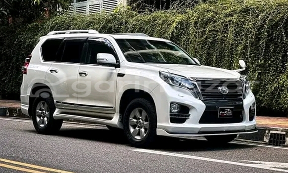 Buy Used Toyota Land cruiser prado in Bajitpur, Kishorganj Buy Used Toyota Land cruiser prado in Bajitpur, Kishorganj