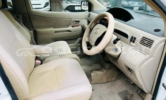 Buy Used Toyota Raum in Baniachang, Habiganj Buy Used Toyota Raum in Baniachang, Habiganj