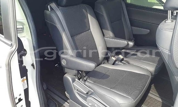 Buy Used 2020 Toyota Esquire in Dhaka, Dhaka Buy Used 2020 Toyota Esquire in Dhaka, Dhaka
