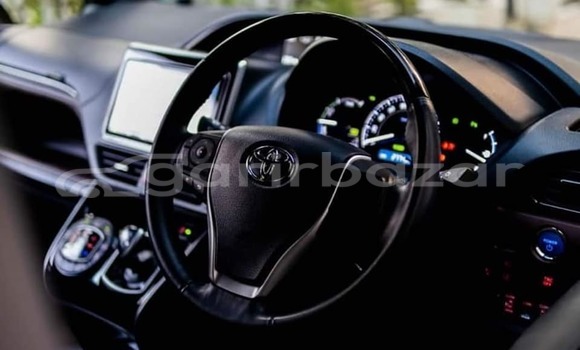 Buy Used 2021 Toyota Esquire in Dhaka, Dhaka Buy Used 2021 Toyota Esquire in Dhaka, Dhaka