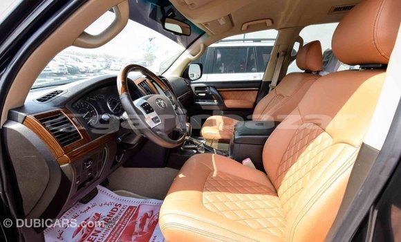 Buy Import 2010 Toyota Land Cruiser in Import - Dubai, Bandarban Buy Import 2010 Toyota Land Cruiser in Import - Dubai, Bandarban