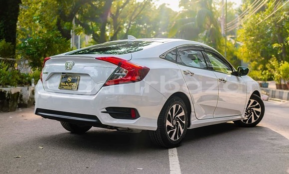 Buy Used 2019 Honda Civic in Dhaka, Dhaka Buy Used 2019 Honda Civic in Dhaka, Dhaka