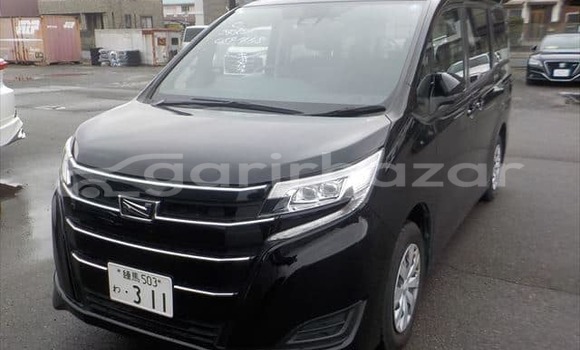 Buy Used 2020 Toyota Noah in Dhaka, Dhaka Buy Used 2020 Toyota Noah in Dhaka, Dhaka