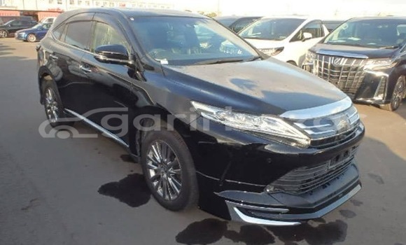 Buy Used 2019 Toyota Harrier in Dhaka, Dhaka Buy Used 2019 Toyota Harrier in Dhaka, Dhaka