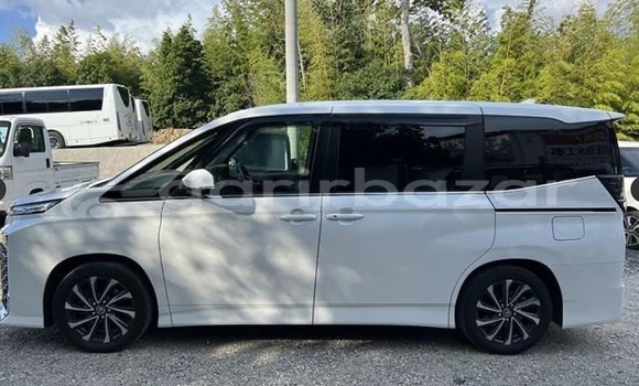 Buy Used 2020 Toyota Voxy in Dhaka, Dhaka Buy Used 2020 Toyota Voxy in Dhaka, Dhaka