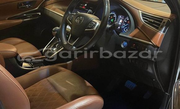 Buy Used 2017 Toyota Harrier in Dhaka, Dhaka Buy Used 2017 Toyota Harrier in Dhaka, Dhaka