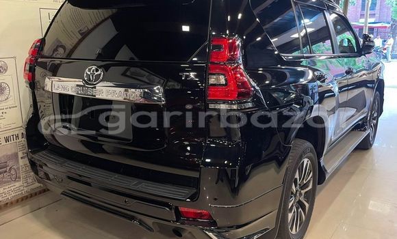 Buy Used 2019 Toyota land cruiser-prado in Dhaka, Dhaka Buy Used 2019 Toyota land cruiser-prado in Dhaka, Dhaka