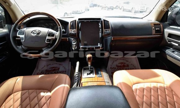 Buy Import 2010 Toyota Land Cruiser in Import - Dubai, Bandarban Buy Import 2010 Toyota Land Cruiser in Import - Dubai, Bandarban