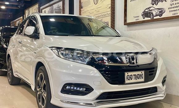 Buy Used 2020 Honda Vezel in Dhaka, Dhaka